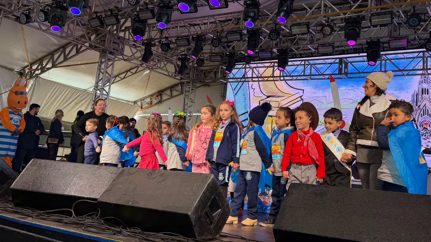 A tarde de sexta-feira começou cheia de encanto e muita fofura na 34ª Festa Nacional do Peixe! 