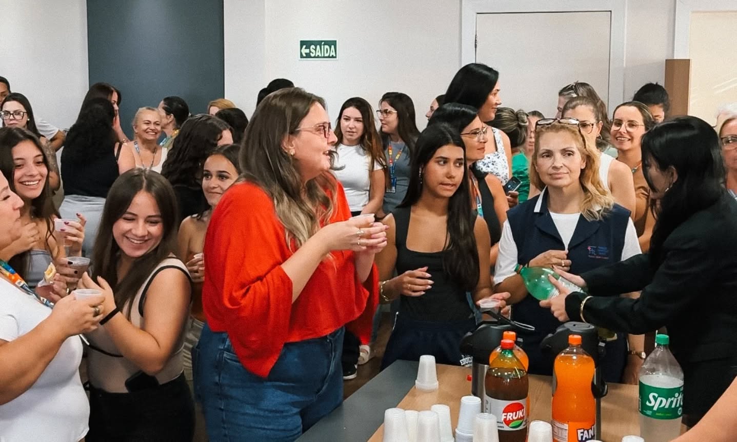 UMA TARDE ESPECIAL PARA CELEBRAR O DIA DA MULHER
