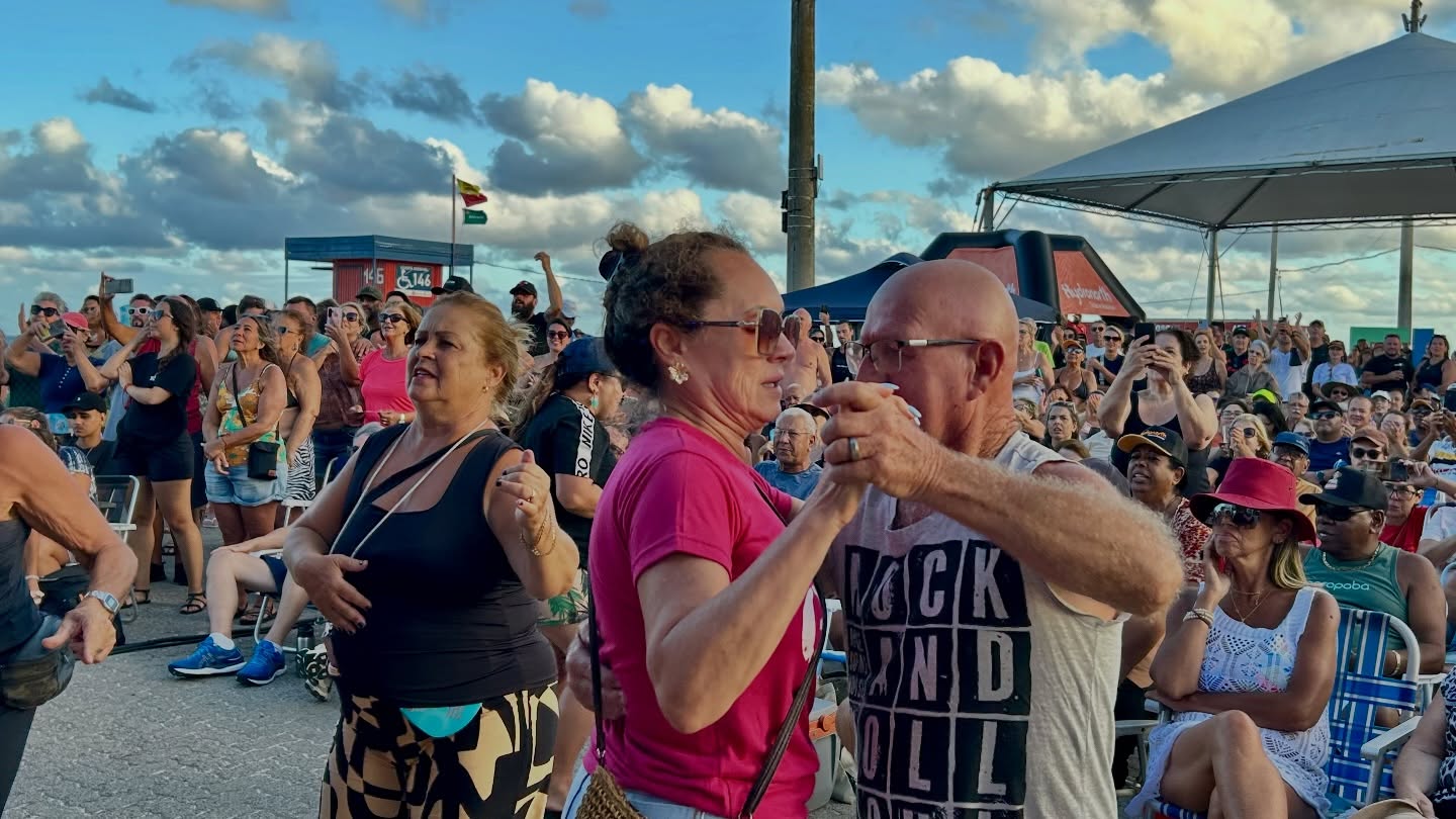 A BEIRA-MAR DE TRAMANDAÍ FOI CENÁRIO DE UM FIM DE TARDE DE MUITA CULTURA E MUSICA BOA!