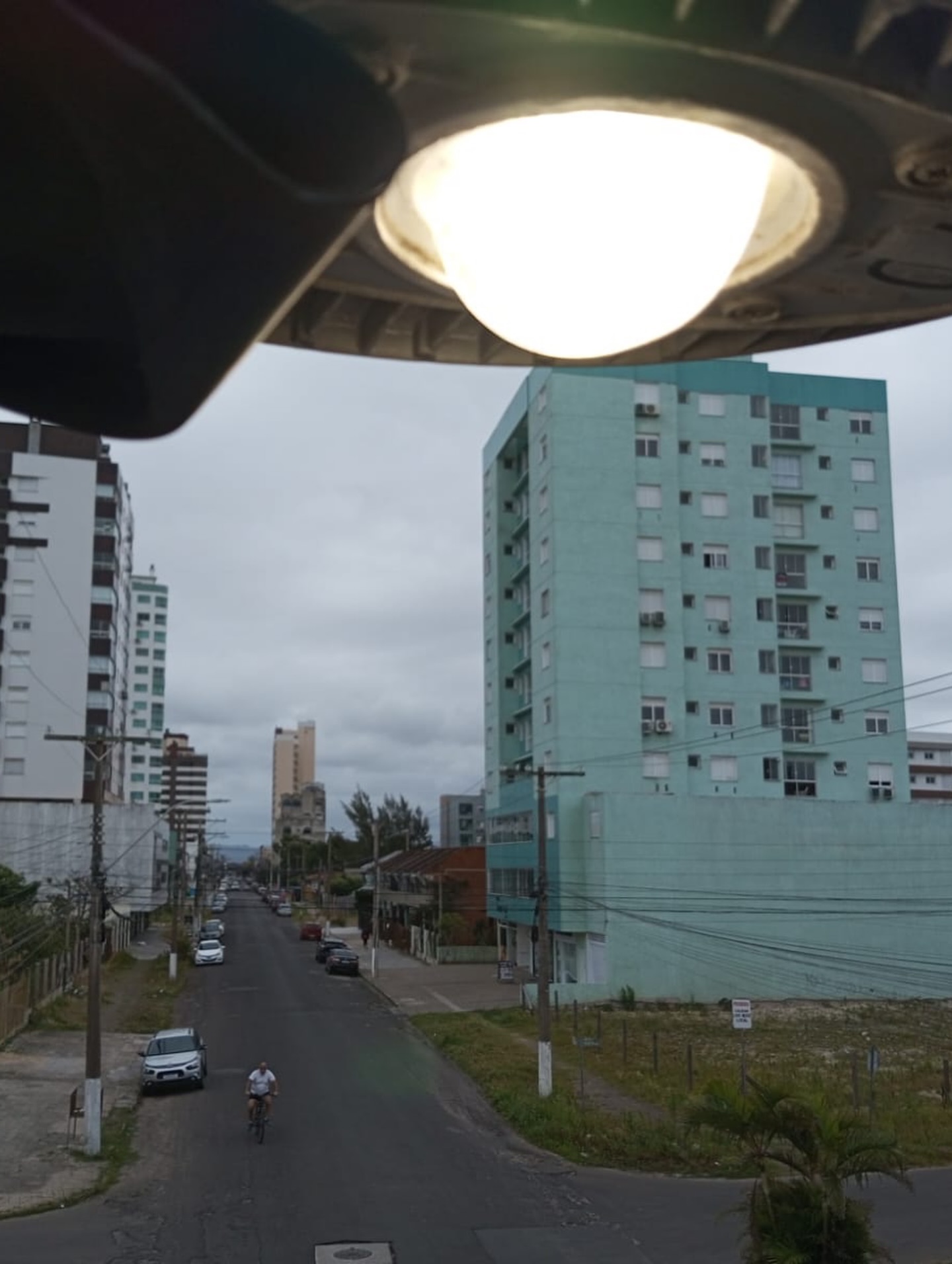 28 RUAS MAIS ILUMINADAS EM TRAMANDAÍ! TRABALHO QUE TRANSFORMA NOSSA CIDADE 