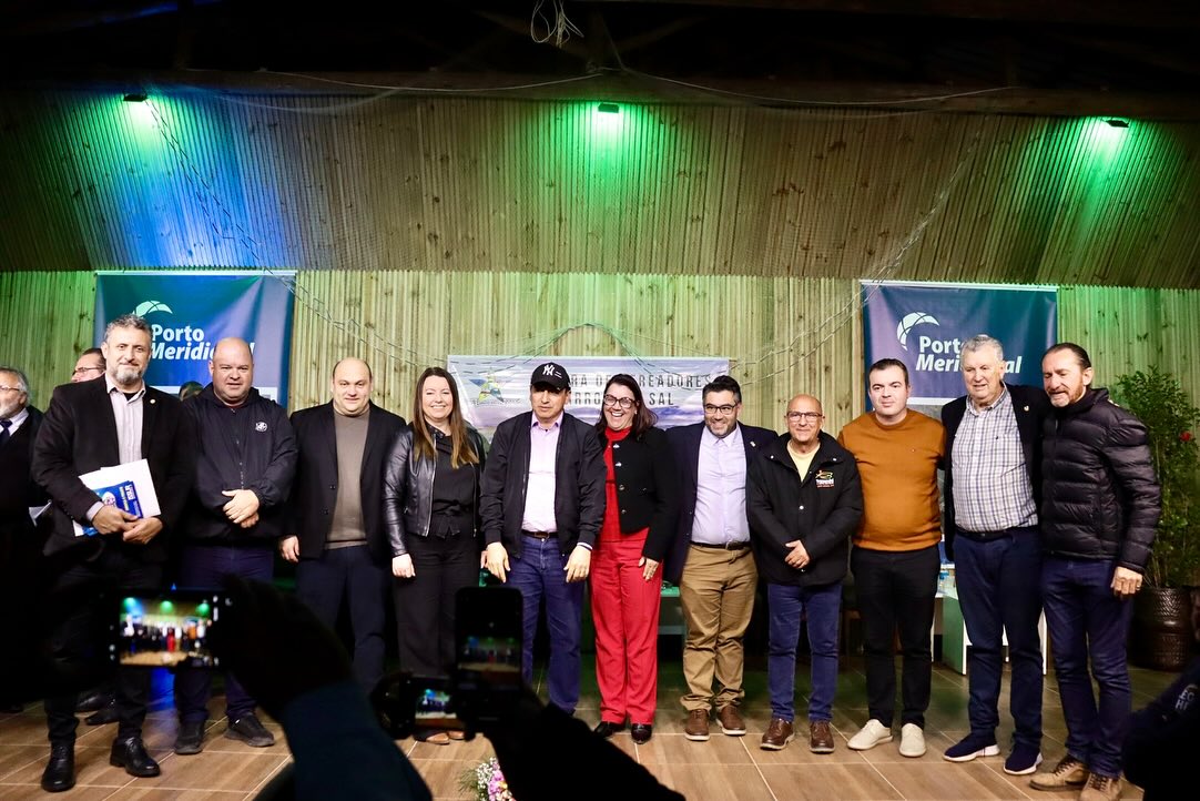 O PREFEITO JUAREZINHO, ESTEVE NESTE FINAL DE SEMANA, EM ARROIO DO SAL PRESTIGIANDO A TRADICIONAL FESTA DO PESCADOR, UM EVENTO QUE CELEBRA A FÉ, A CULTURA E AS RAÍZES DO NOSSO LITORAL! 