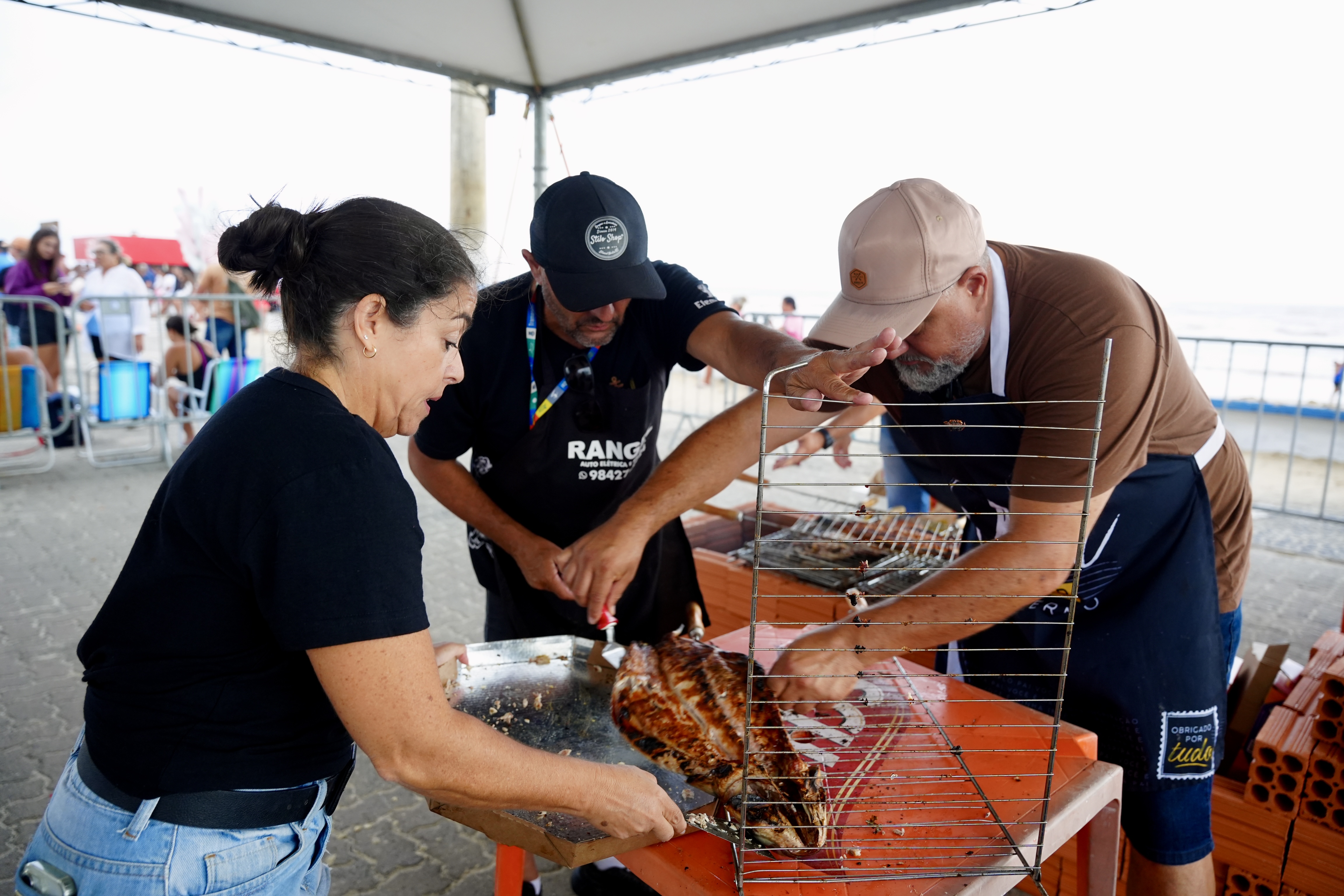 TRAMANDAÍ DIVULGA ATRAÇÕES DA 34ª FESTA NACIONAL DO PEIXE COM DEGUSTAÇÃO DA TRADICIONAL TAINHA ASSADA
