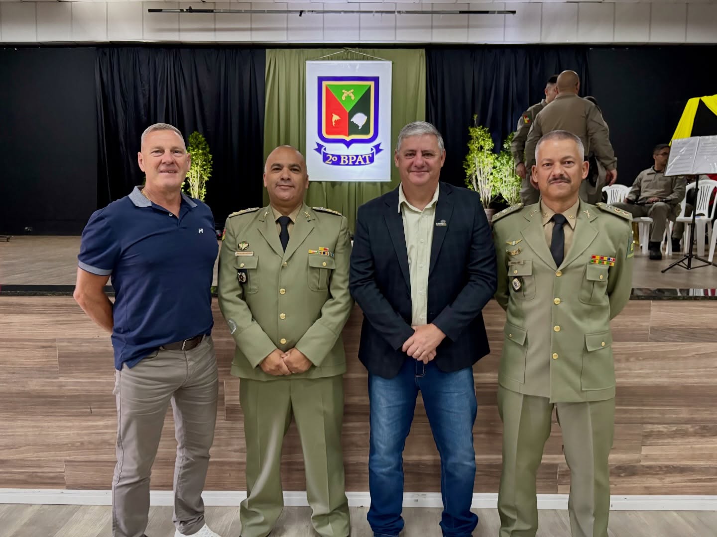 PREFEITURA DE TRAMANDAÍ PARTICIPA DE SOLENIDADE DE PASSAGEM DE COMANDO DO 2º BPAT