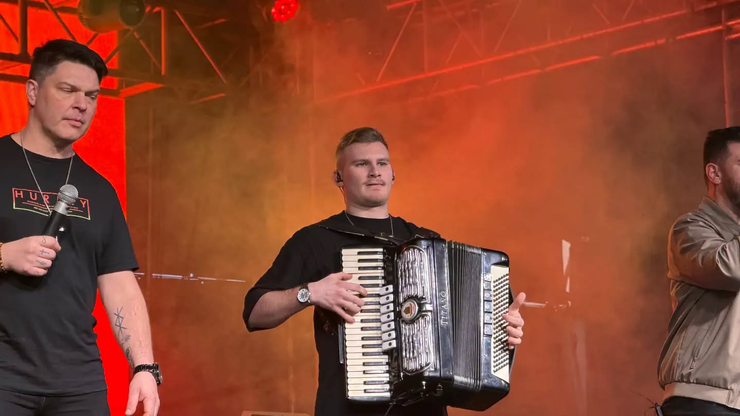AGORA NO PALCO DA 34ª FESTA NACIONAL DO PEIXE! 