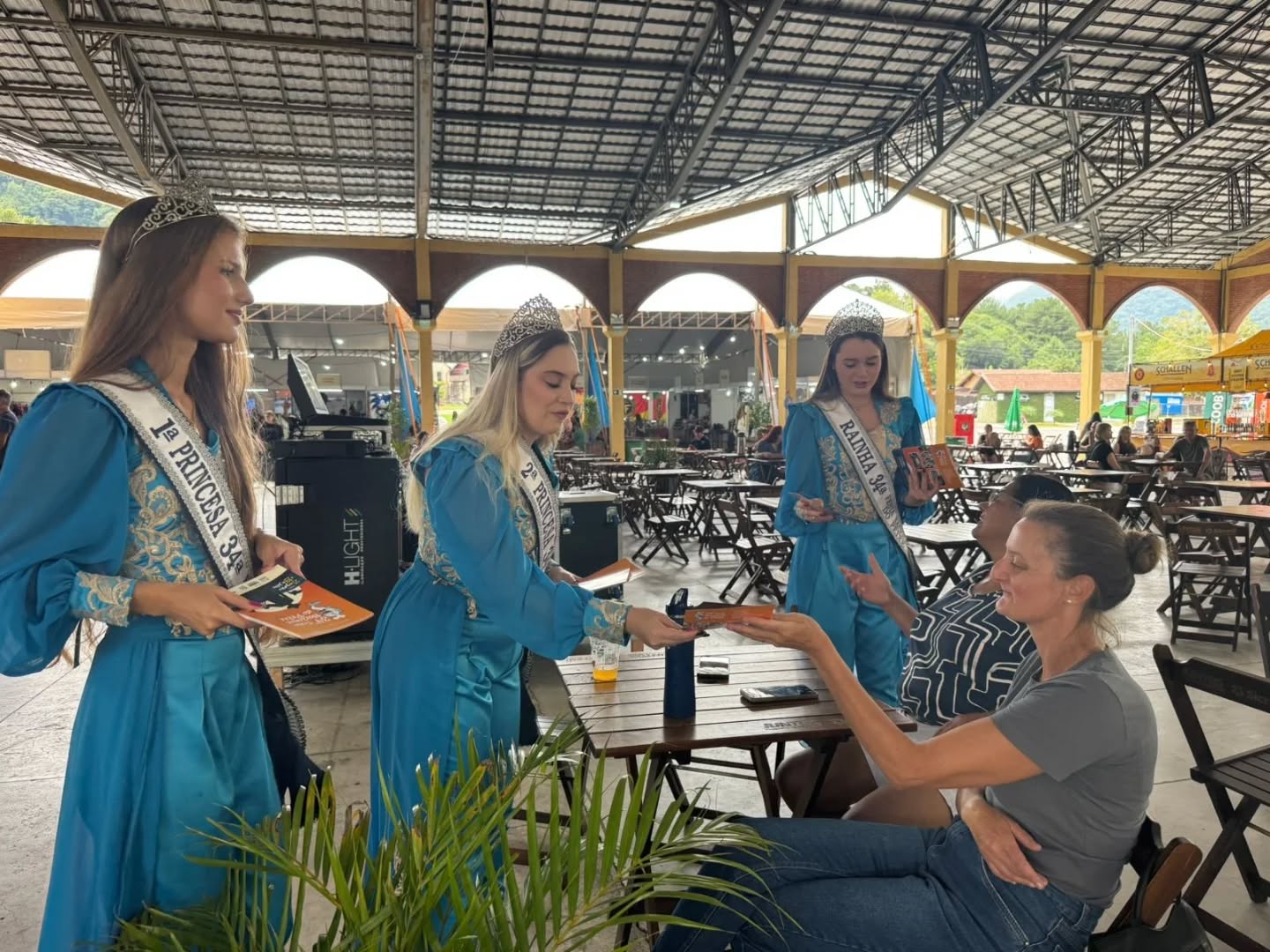 A Corte da 34ª Festa Nacional do Peixe segue levando o nome de Tramandaí para todo o Rio Grande do Sul, divulgando a maior festa gastronômica do Estado!