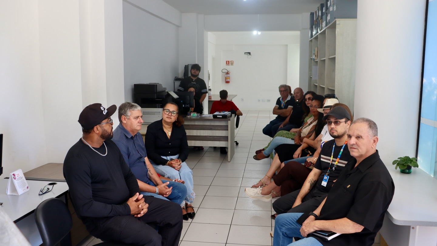 PREFEITURA DE TRAMANDAÍ INAUGURA NOVA SALA DOS CONSELHOS