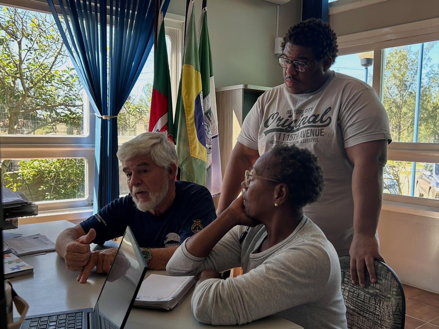 GABINETE ABERTO NA ZONA SUL