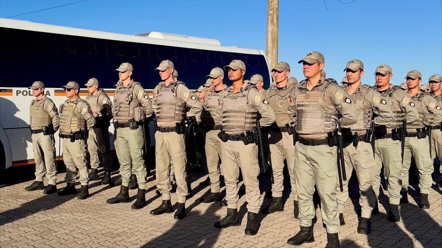 TRAMANDAÍ RECEBE 42 NOVOS SOLDADOS DA BRIGADA MILITAR