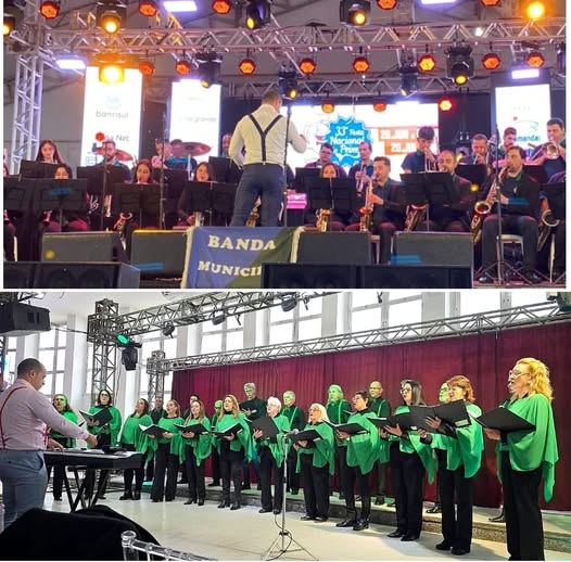 ACÚSTICO DE NATAL COM A BANDA E O CORAL MUNICIPAL DE TRAMANDAÍ 