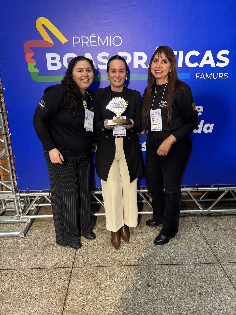 TRAMANDAÍ CONQUISTA O 3º LUGAR NO PRÊMIO BOAS PRÁTICAS NA GESTÃO PÚBLICA MUNICIPAL!