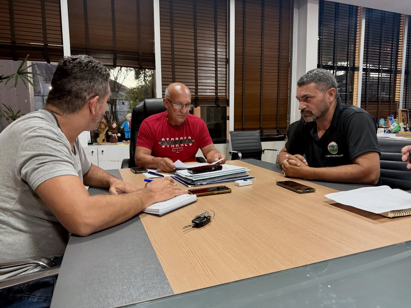 PREFEITURA COBRA SOLUÇÕES IMEDIATAS PARA A COLETA DE RESÍDUOS