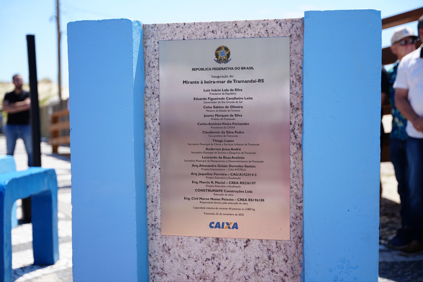 NOVO MIRANTE DA BEIRA-MAR É ENTREGUE À COMUNIDADE