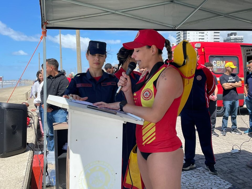 VICE-PREFEITO PARTICIPA DE FORMATURA DO CURSO DE INSTRUTOR DE SALVAMENTO E RESGATE AQUÁTICO