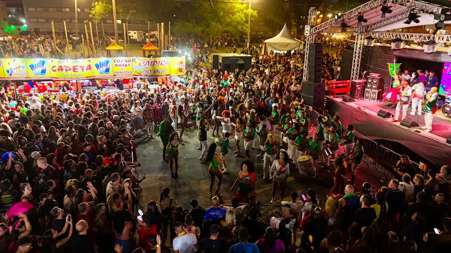 A SEGUNDA NOITE DO TRAMANDAÍ FOLIA CONFIRMOU: O NOSSO CARNAVAL É PURA ENERGIA!