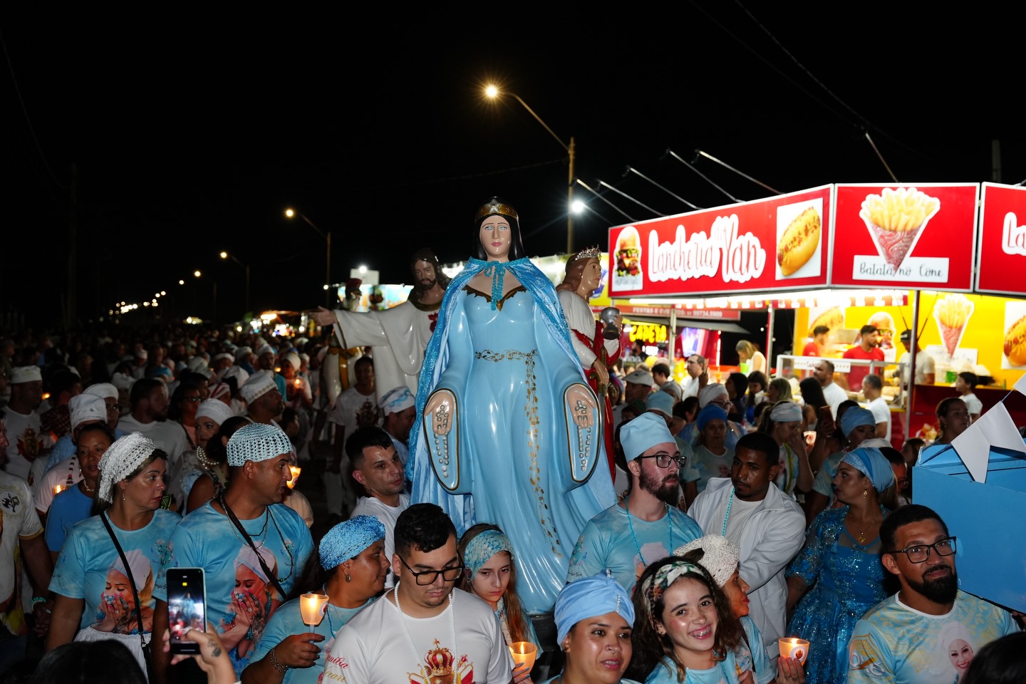 FESTEJOS EM HOMENAGEM A IEMANJÁ 