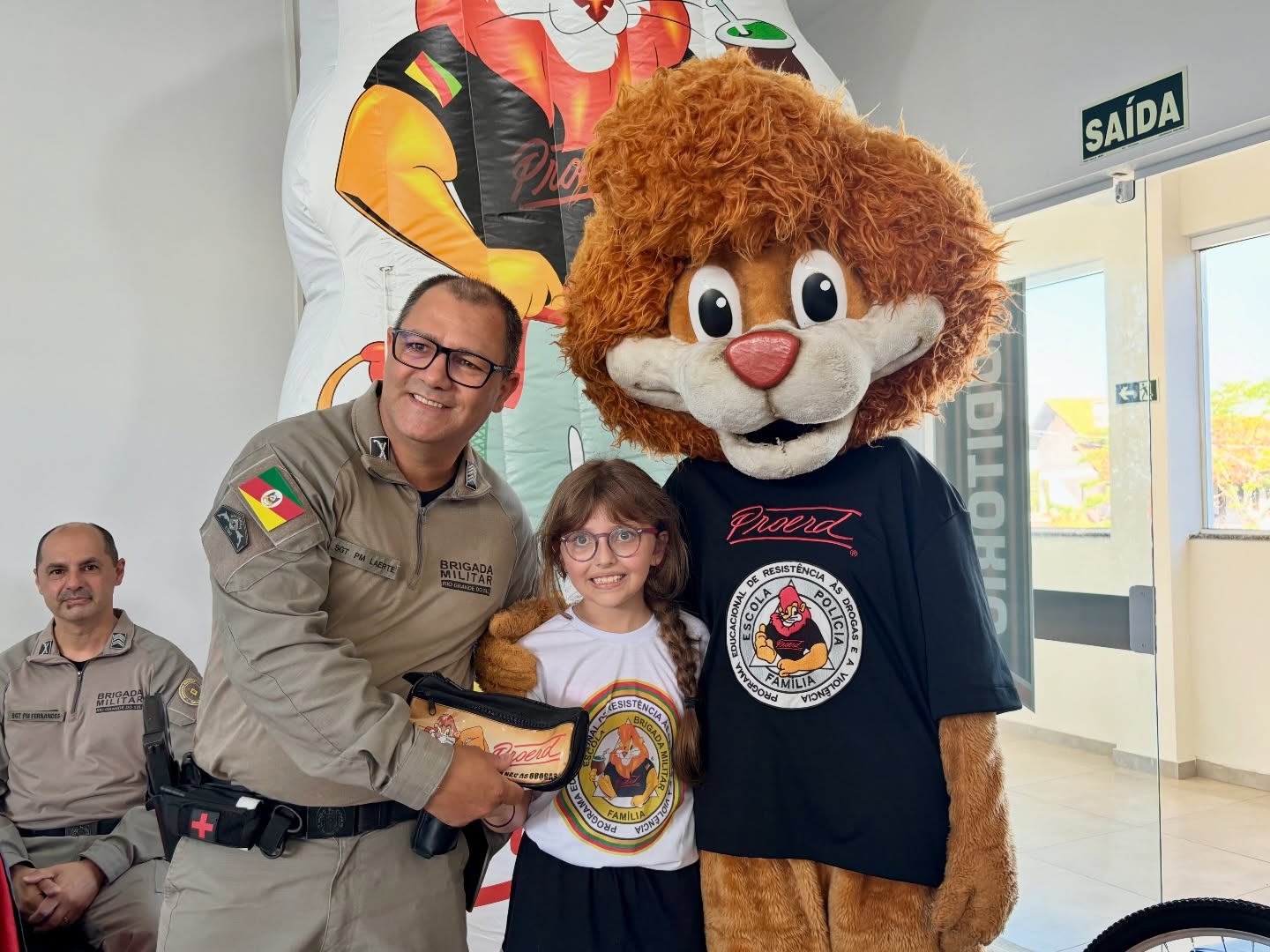 FORMATURA DO PROERD REÚNE ESCOLAS E CELEBRA CIDADANIA EM TRAMANDAÍ