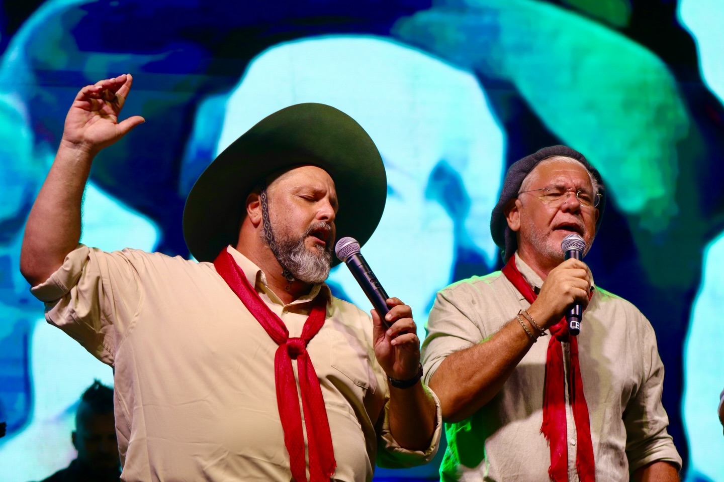 BEIRA-MAR DE TRAMANDAÍ FOI PALCO DE UM GRANDE ESPETÁCULO CULTURAL