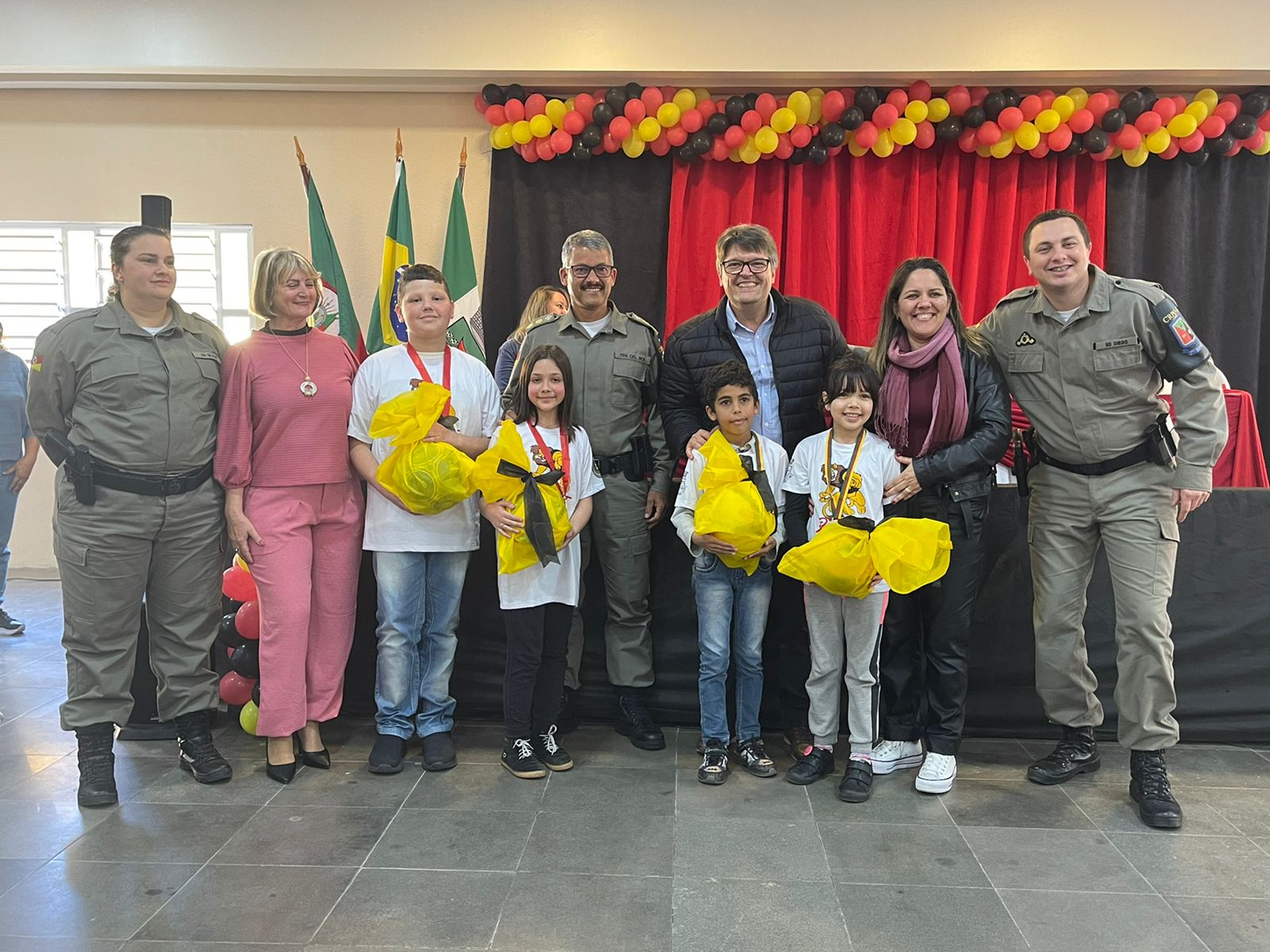 PROERD realiza formação dos alunos da rede pública de Tramandaí