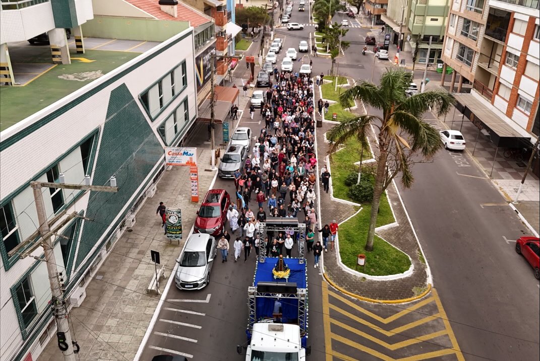 FÉ E DEVOÇÃO MARCAM A 2ª ROMARIA DE NOSSA SENHORA APARECIDA EM TRAMANDAÍ 