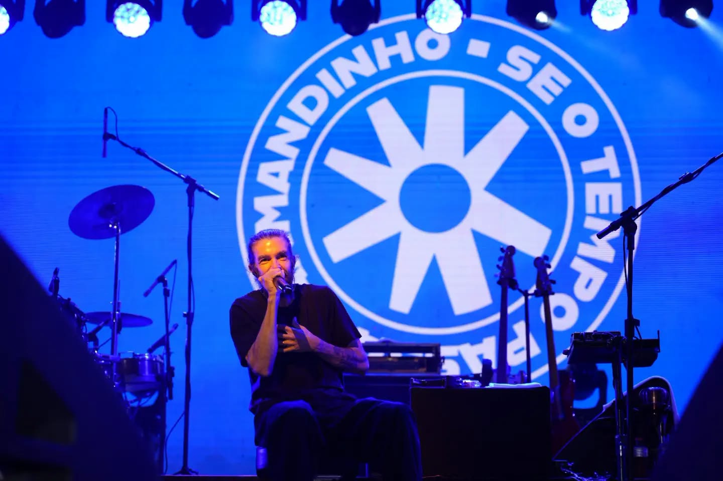 ARMANDINHO FEZ TRAMANDAÍ CANTAR EM UMA NOITE INESQUECÍVEL! 