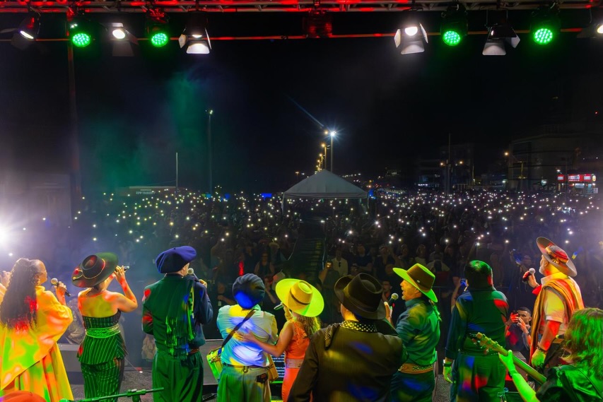 BEIRA-MAR DE TRAMANDAÍ FOI PALCO DE UM GRANDE ESPETÁCULO CULTURAL