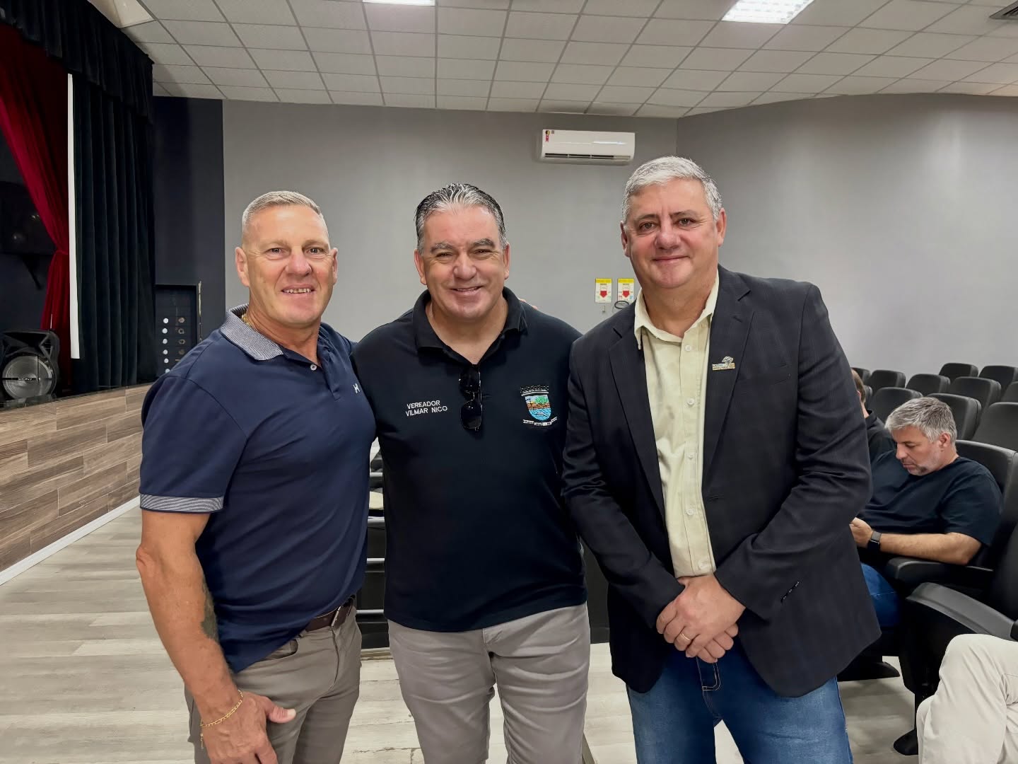 PREFEITURA DE TRAMANDAÍ PARTICIPA DE SOLENIDADE DE PASSAGEM DE COMANDO DO 2º BPAT