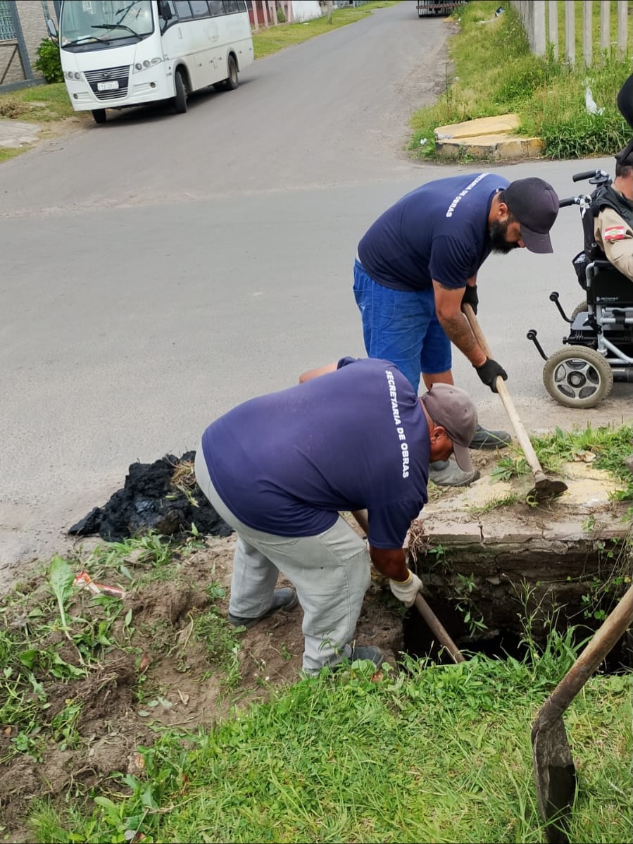 TRABALHO CONSTANTE PARA MANTER TRAMANDAÍ LIMPA E BEM CUIDADA!