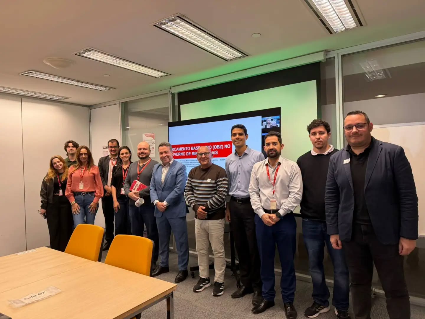 O prefeito Juarez Marques da Silva, acompanhado do secretário da Fazenda, Andrew Carvalho Pinto, e do assessor de Projetos Especiais, Wagner Freitas, esteve nesta quarta-feira (17/06) na Cidade Administrativa de Minas Gerais para uma importante agenda técnica voltada à modernização da gestão pública.
