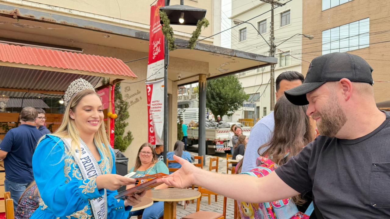 Soberanas da 34ª Festa Nacional do Peixe intensificam divulgação e levam o nome de Tramandaí a diferentes regiões do Estado