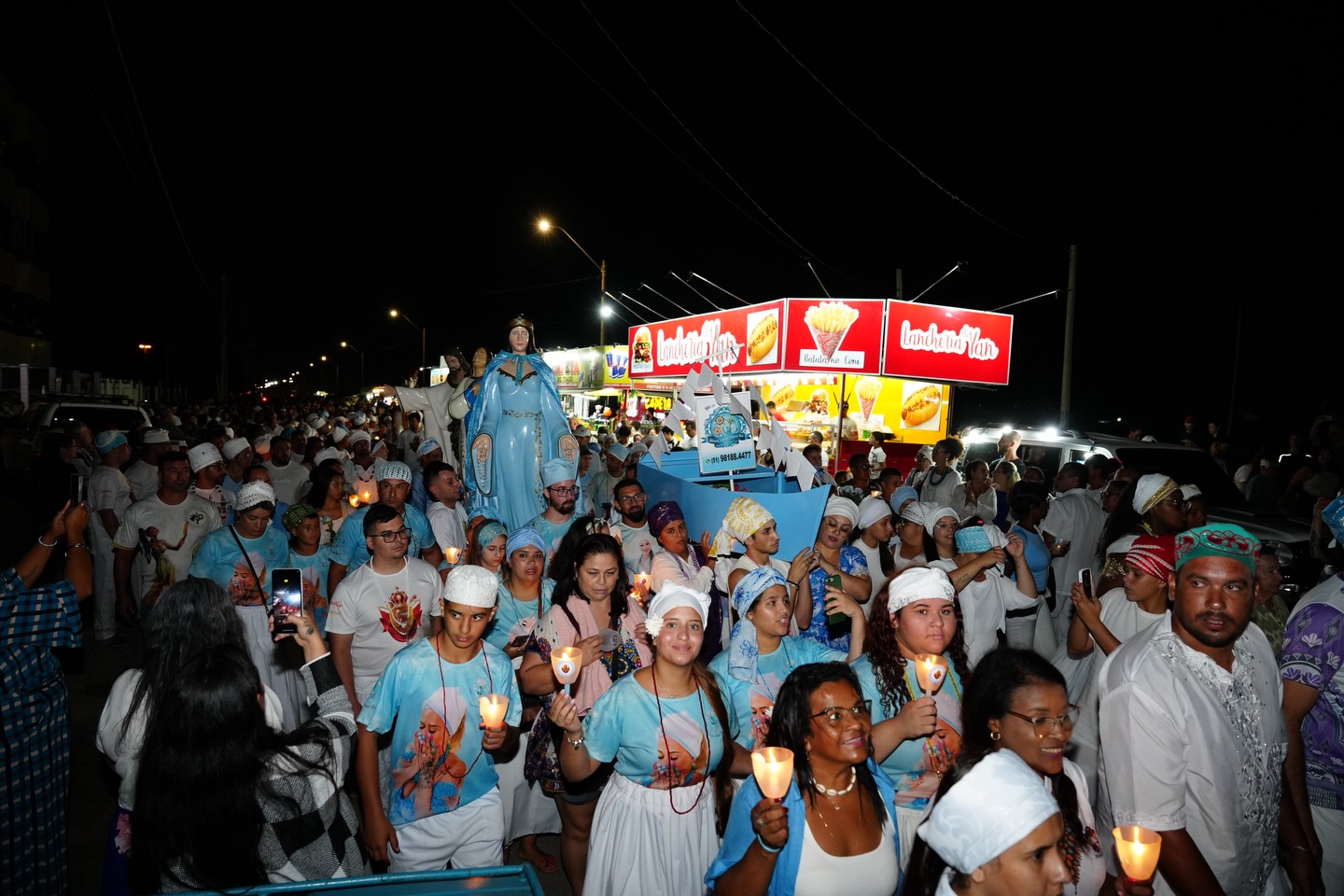FESTEJOS EM HOMENAGEM A IEMANJÁ 