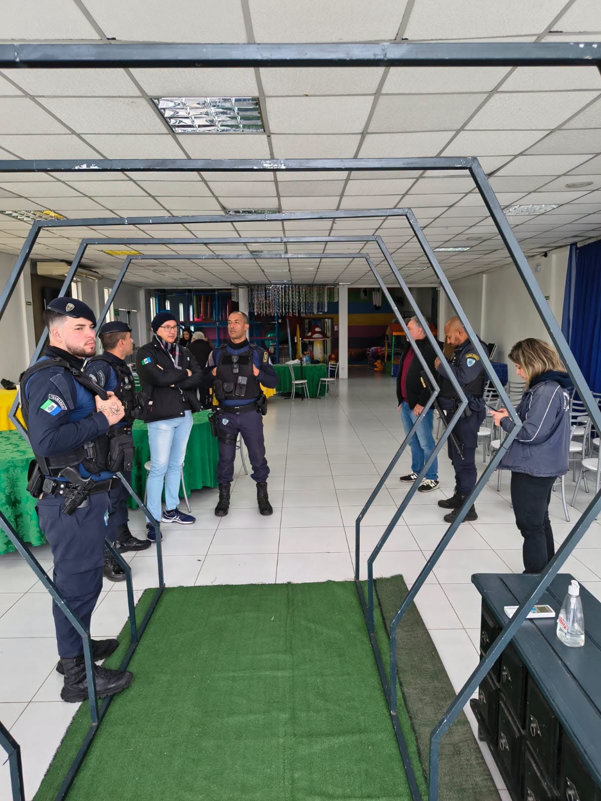 Prefeitura de Tramandaí realiza fiscalização e interrompe atividade irregular