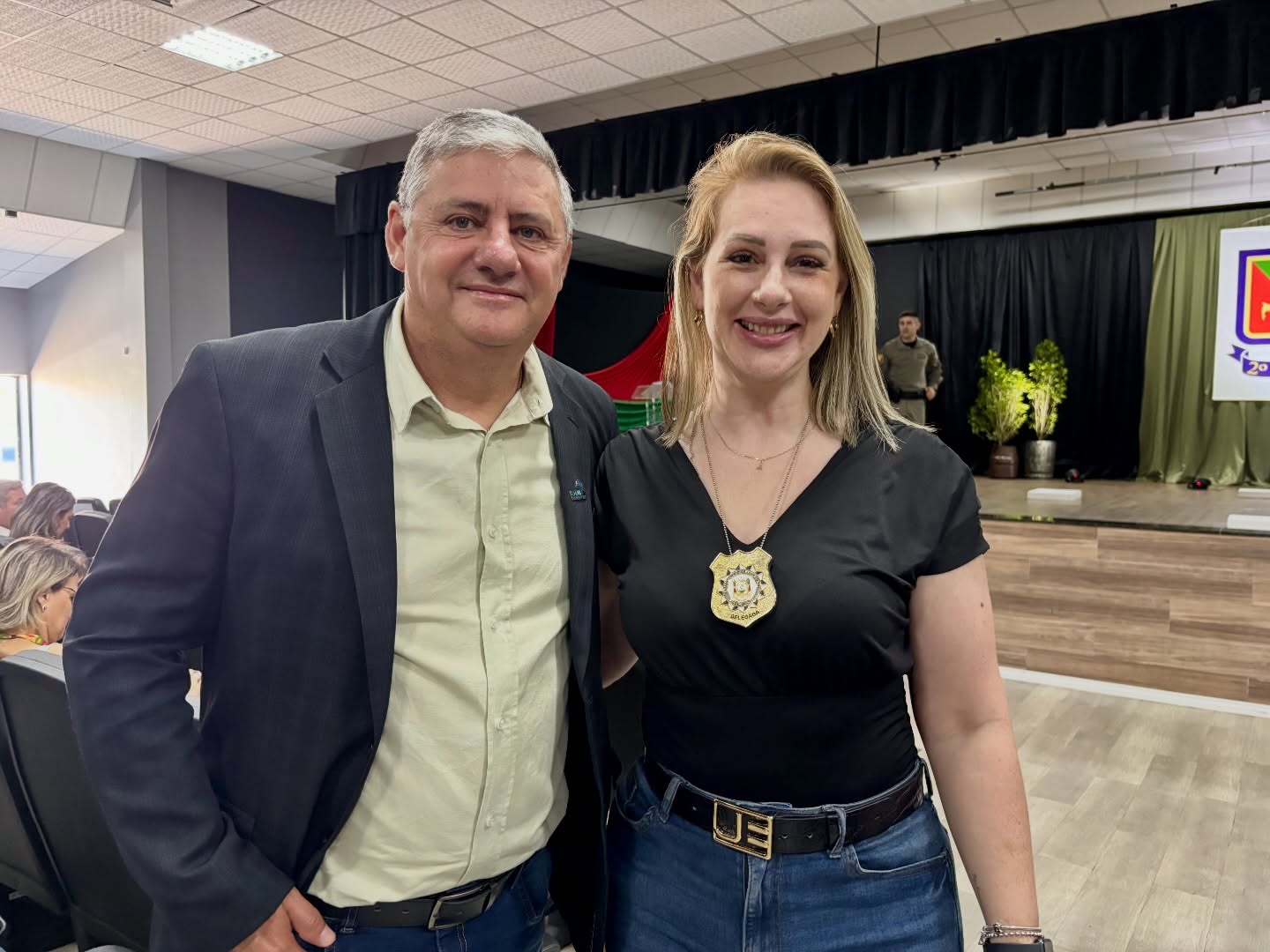 PREFEITURA DE TRAMANDAÍ PARTICIPA DE SOLENIDADE DE PASSAGEM DE COMANDO DO 2º BPAT