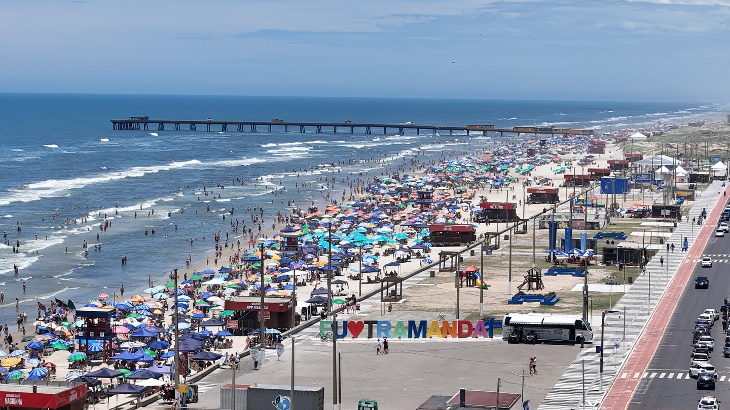SÁBADO DE VERÃO EM TRAMANDAÍ 