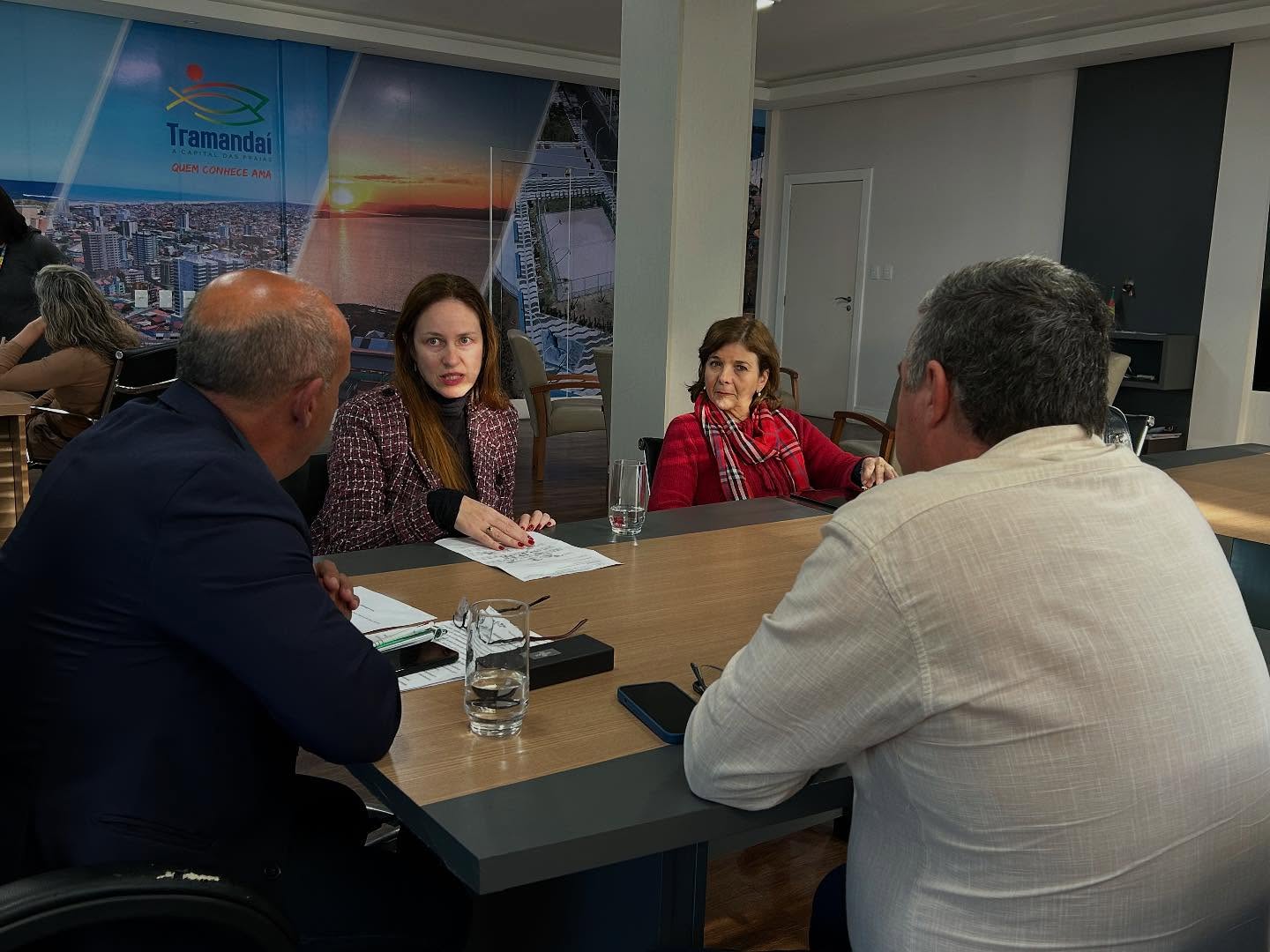 GESTÃO MANTÉM DIÁLOGO CONSTANTE COM O SINDICATO E SERVIDORES
