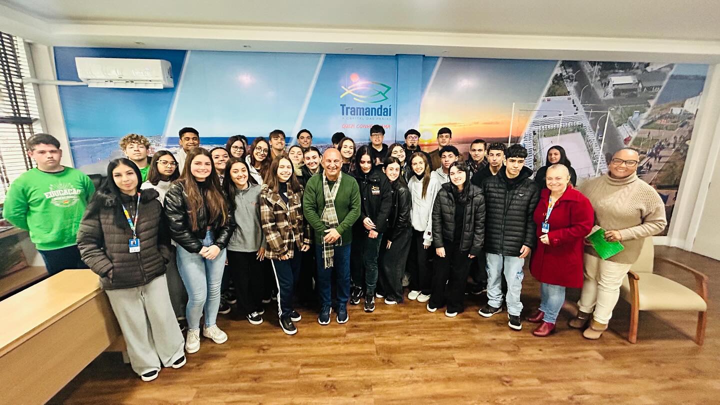 VALORIZANDO A JUVENTUDE E FORTALECENDO LAÇOS!