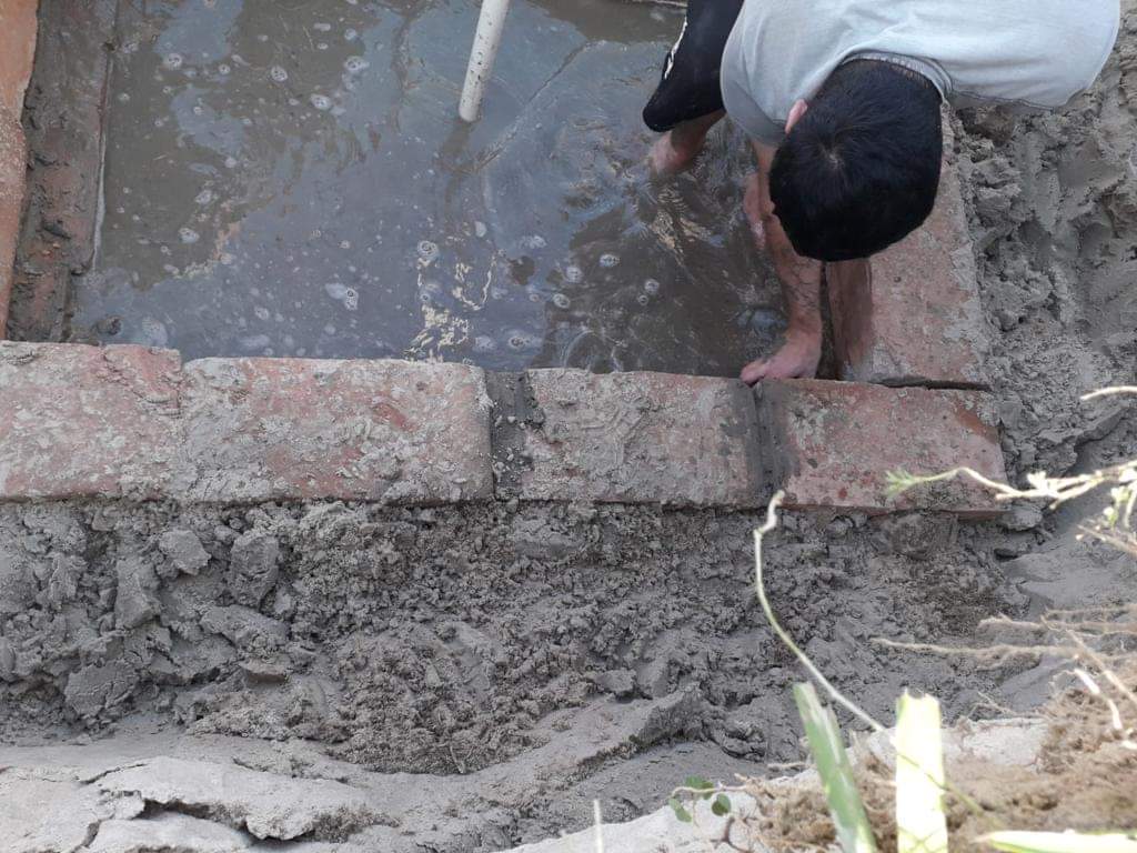 A Secretaria da Zona Sul está realizando a construção da nova rede de esgoto pluvial na Avenida Ivo Schneider, em Oásis Sul.