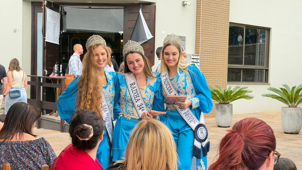 Soberanas da 34ª Festa Nacional do Peixe intensificam divulgação e levam o nome de Tramandaí a diferentes regiões do Estado