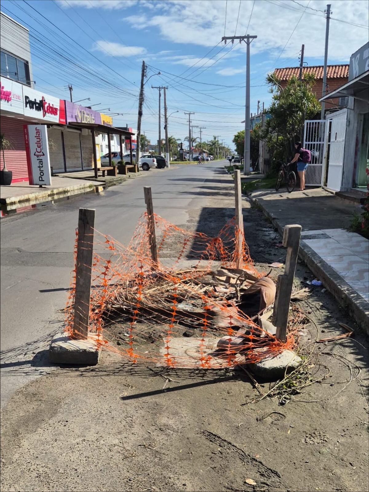 REUNIÃO NO GABINETE DO PREFEITO SOBRE OBRAS DA CORSAN