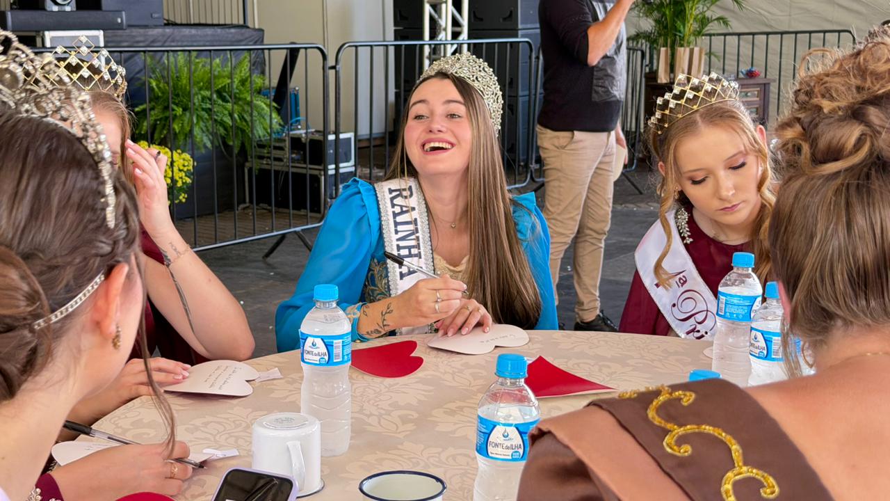 Soberanas da 34ª Festa Nacional do Peixe intensificam divulgação e levam o nome de Tramandaí a diferentes regiões do Estado