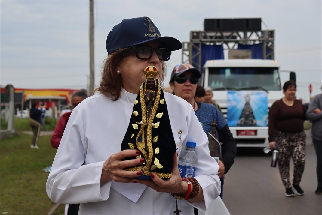 FÉ E DEVOÇÃO MARCAM A 2ª ROMARIA DE NOSSA SENHORA APARECIDA EM TRAMANDAÍ 