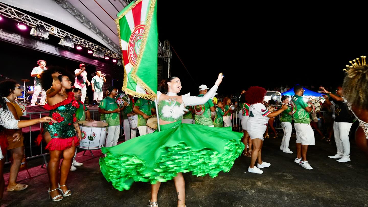 A SEGUNDA NOITE DO TRAMANDAÍ FOLIA CONFIRMOU: O NOSSO CARNAVAL É PURA ENERGIA!