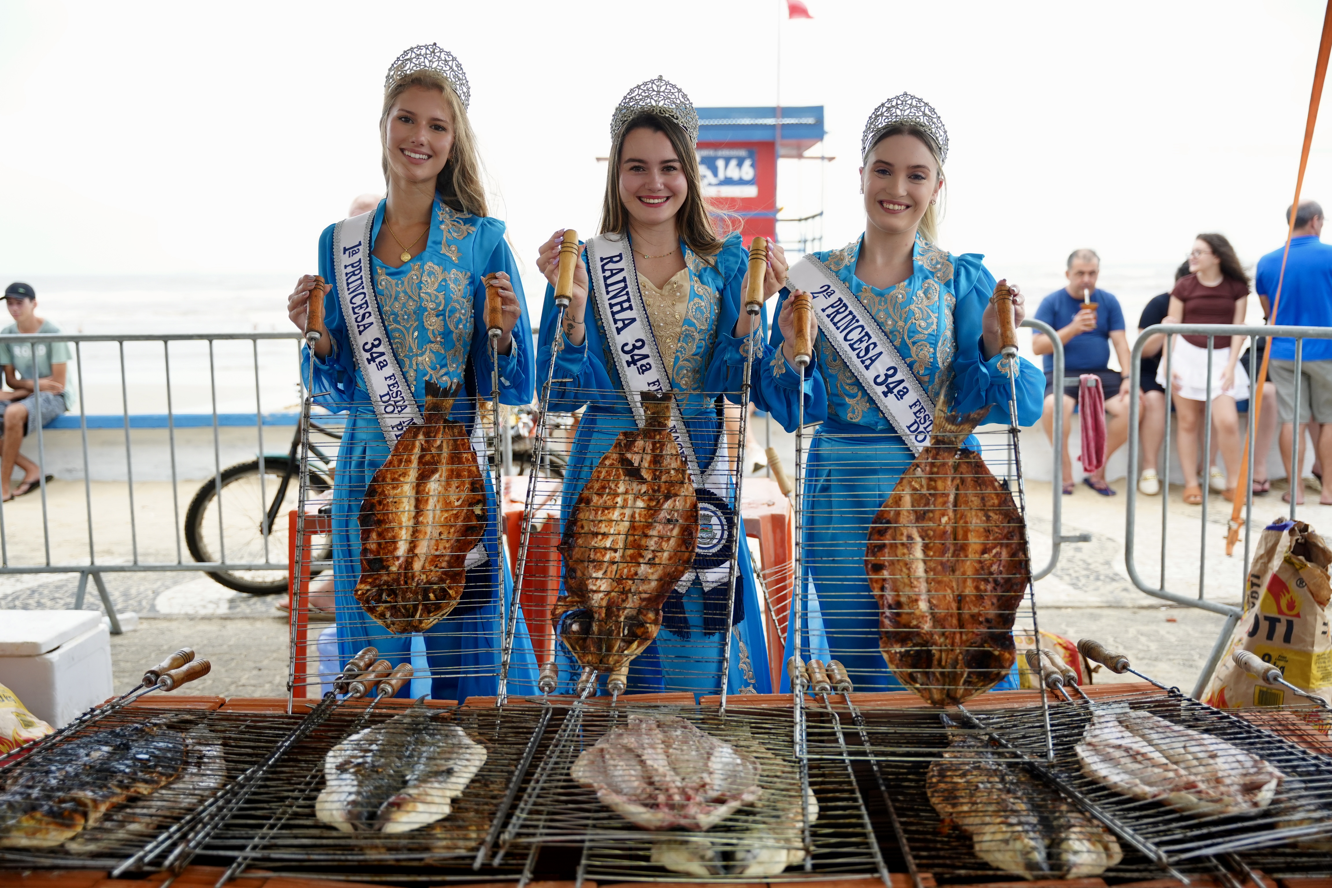 TRAMANDAÍ DIVULGA ATRAÇÕES DA 34ª FESTA NACIONAL DO PEIXE COM DEGUSTAÇÃO DA TRADICIONAL TAINHA ASSADA